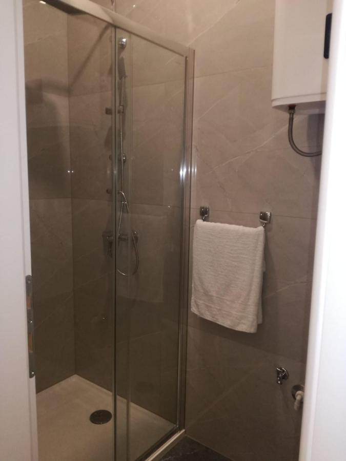 Apartmani Ivica Martić Duće Esterno foto