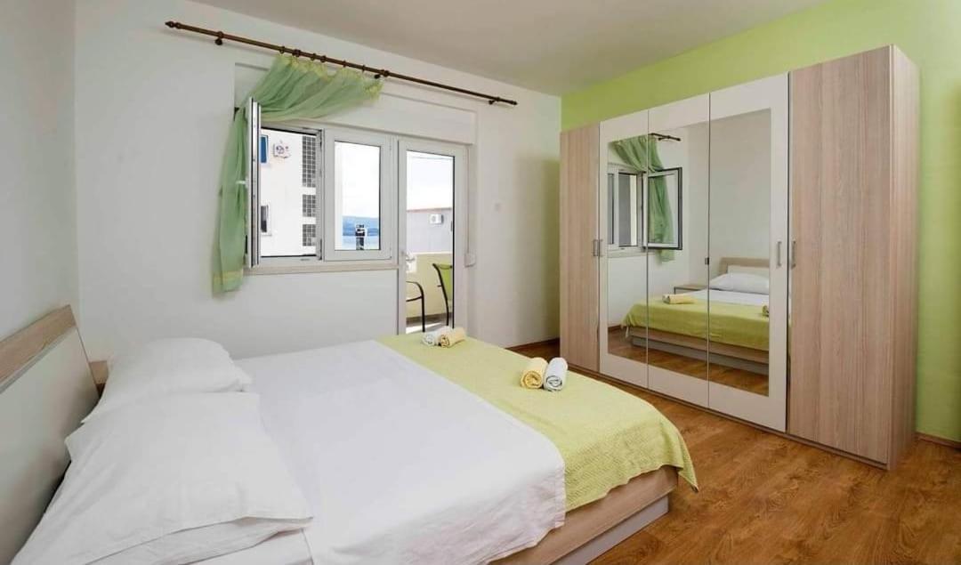 Apartmani Ivica Martić Duće Esterno foto
