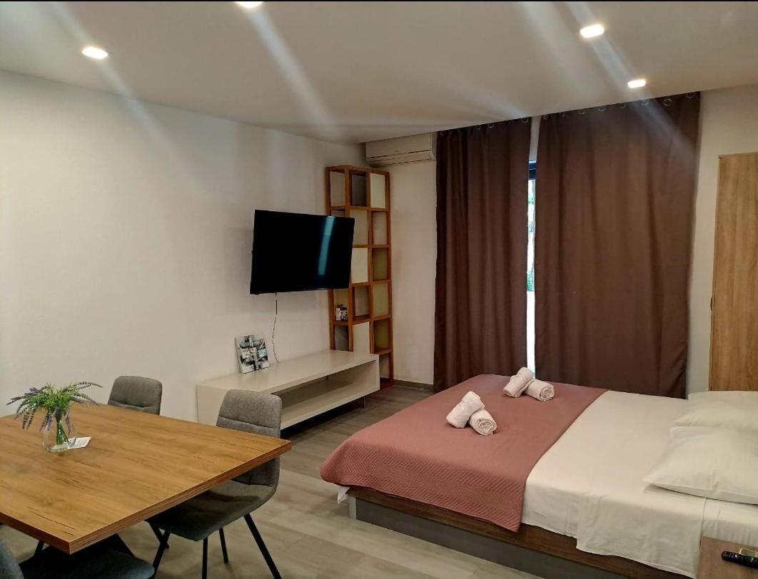 Apartmani Ivica Martić Duće Esterno foto