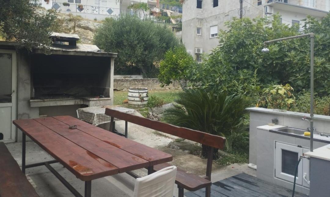 Apartmani Ivica Martić Duće Esterno foto